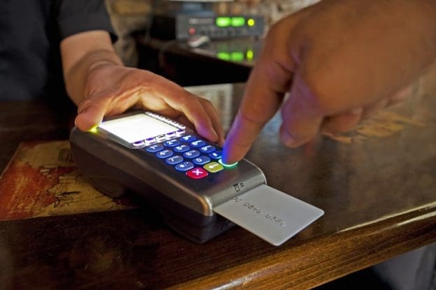 paying-with-credit-card-18929847