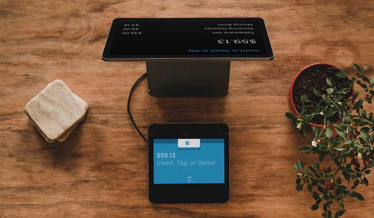 POS SYSTEM EXPLAINED POS system in a restaurant