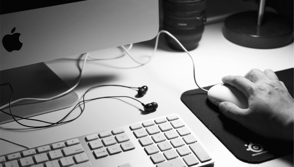 apple computer How Does Apple Self-Service Repair Program Work?