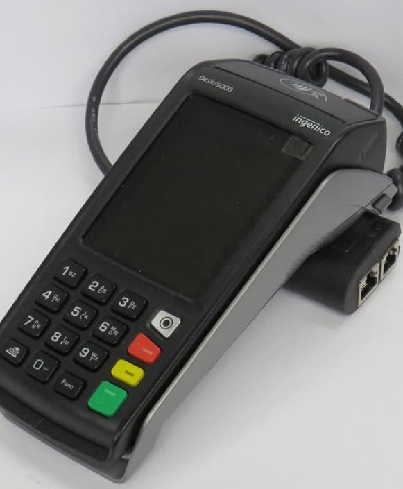 Chip card payment terminal for merchant transactions.