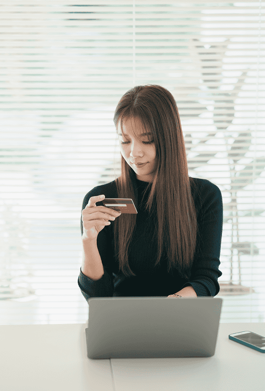 Secure credit card payment processing for seamless merchant transactions.